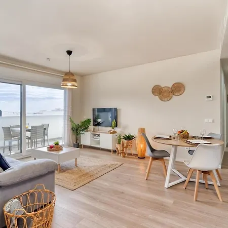 Apartment Modern With Terrace *