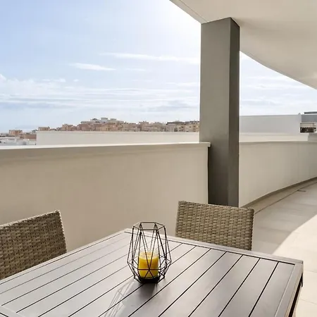 Modern With Terrace Lejlighed