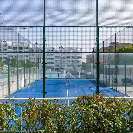 Modern With Terrace Εστεπόνα